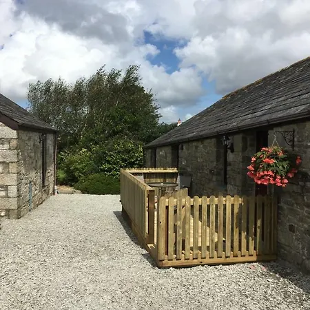 Maple & Beech Barns Apartment